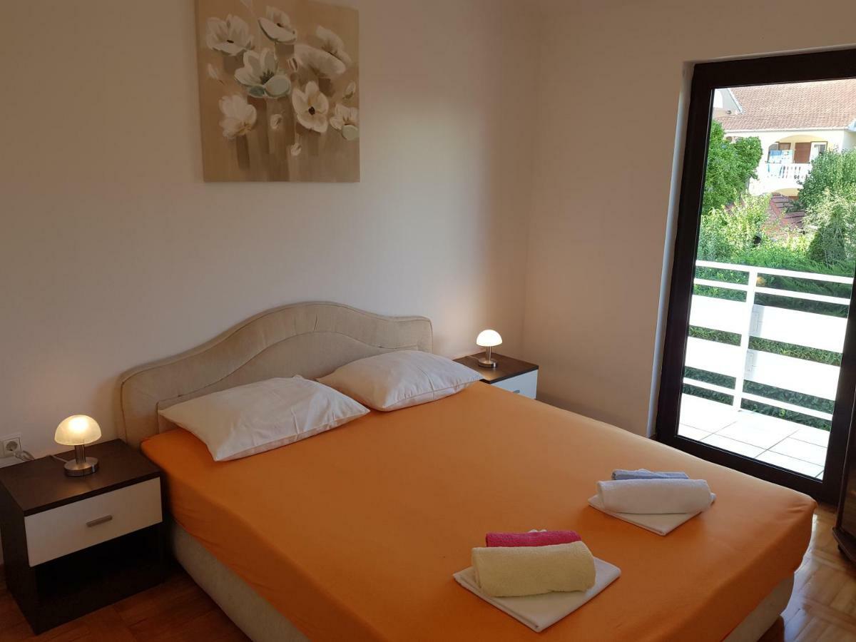 Apartments Skelin โวดีเซ ภายนอก รูปภาพ